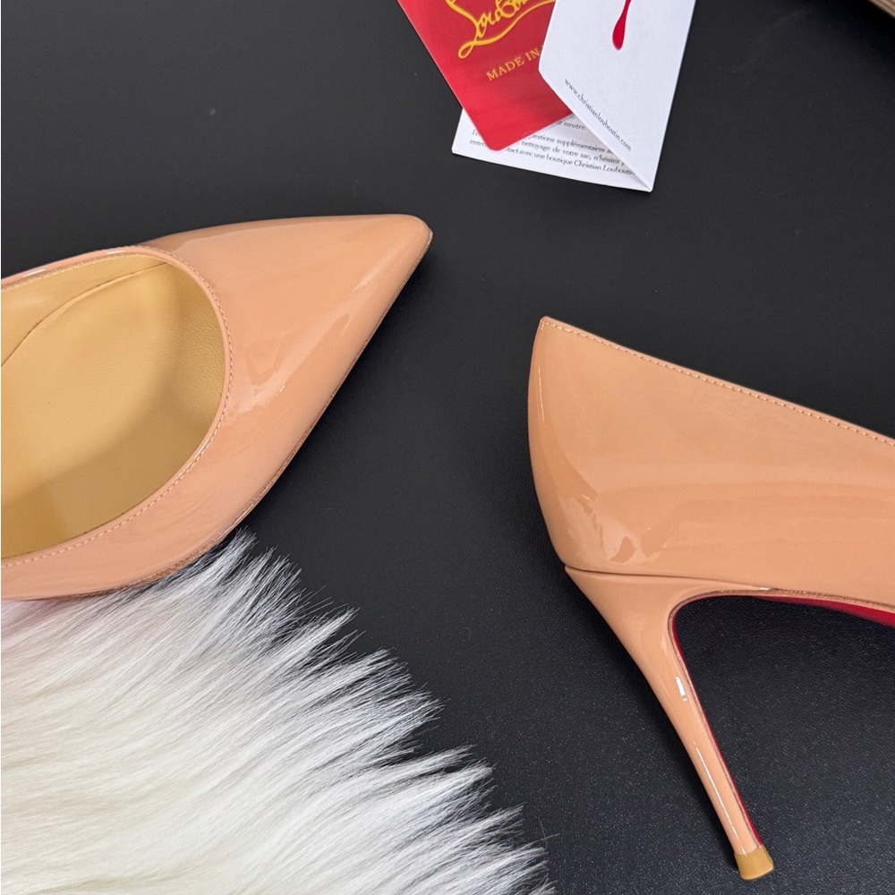 Christian Louboutin Kate 85mm Peach Patent Leather Pointed-Toe Pumps - Picture 5 of 9